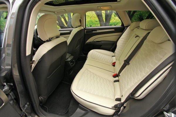 PD web road test Mondeo Vignale rear seat 600