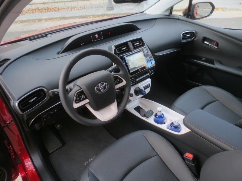 PD web Toyota Prius front seat 800