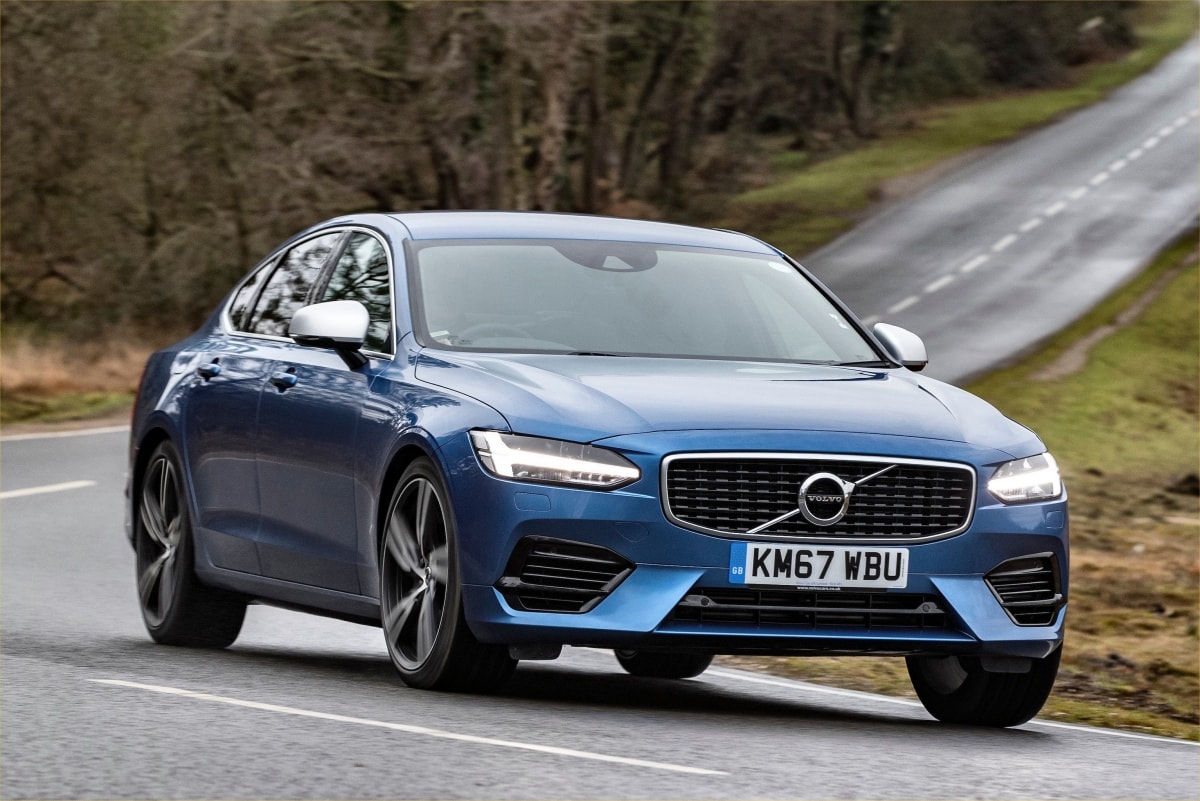 Volvo S90 2024 фото новой модели