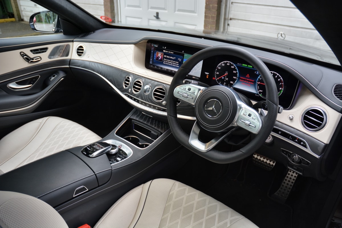 Mercedes S560e front seat