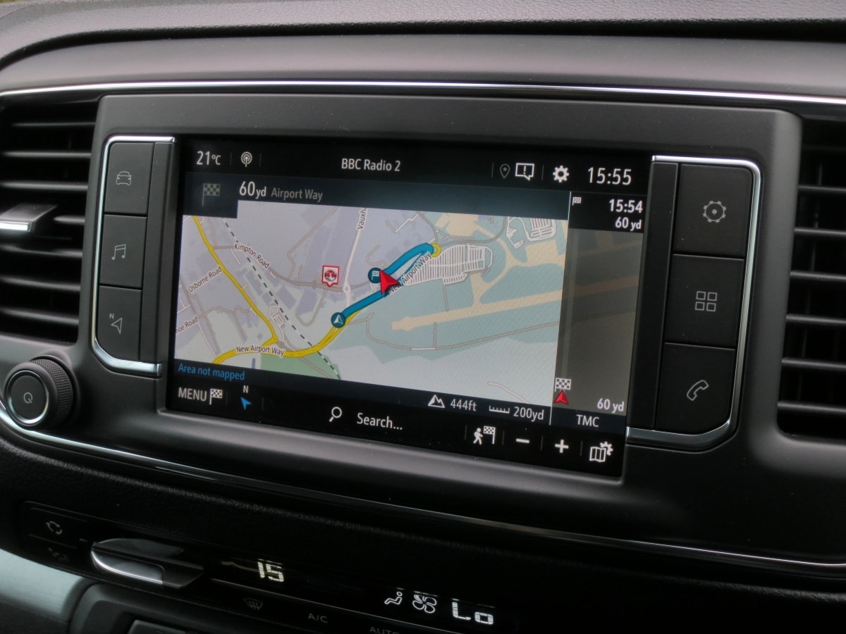 Vauxhall Vivaro Life satnav