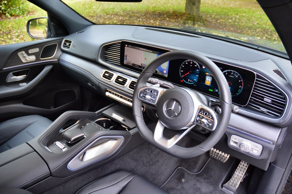 Mercedes GLE Front Seats
