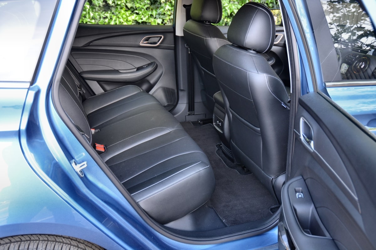 pd mg5 5 rear seat