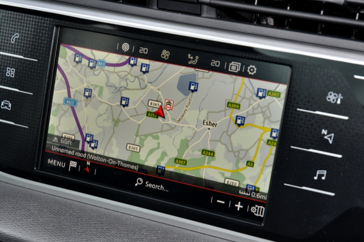 pd website road test citroen c4 space tourer satnav