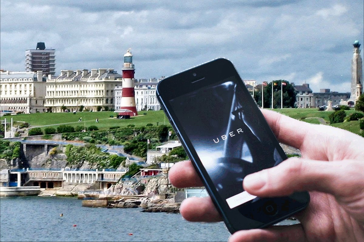 Uber app in Plymouth scenery for chauffeurs.