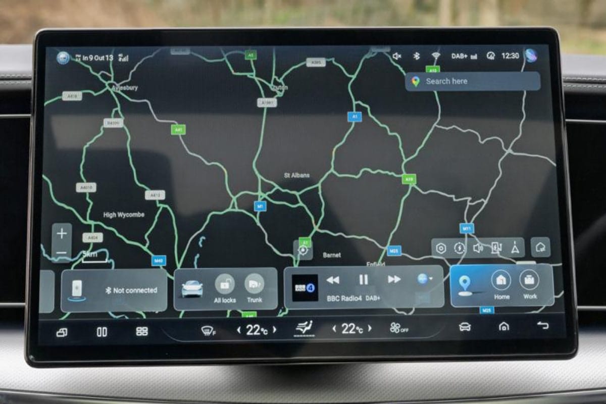 BYD Sealion 7 dashboard screen with navigation and controls for chauffeurs.