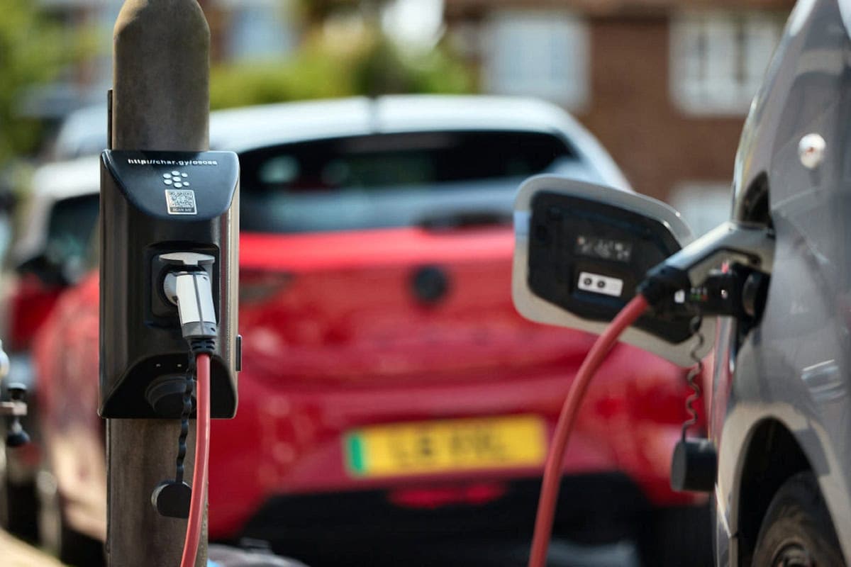 Electric car charging at Brighton street point for professional chauffeur drivers.