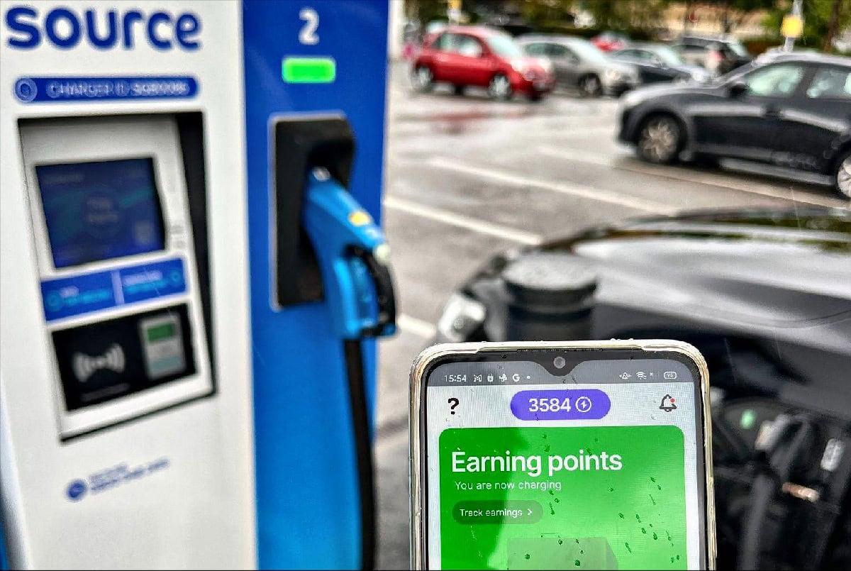 Source launches rewards scheme, giving PHV drivers points on every charge - Professional Driver Magazine